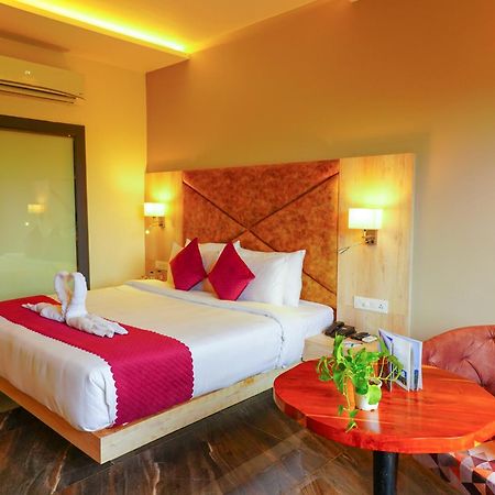 Aachman River And Valley View Resort Dharamshala - A Riverside Resort With Balcony View Exterior photo