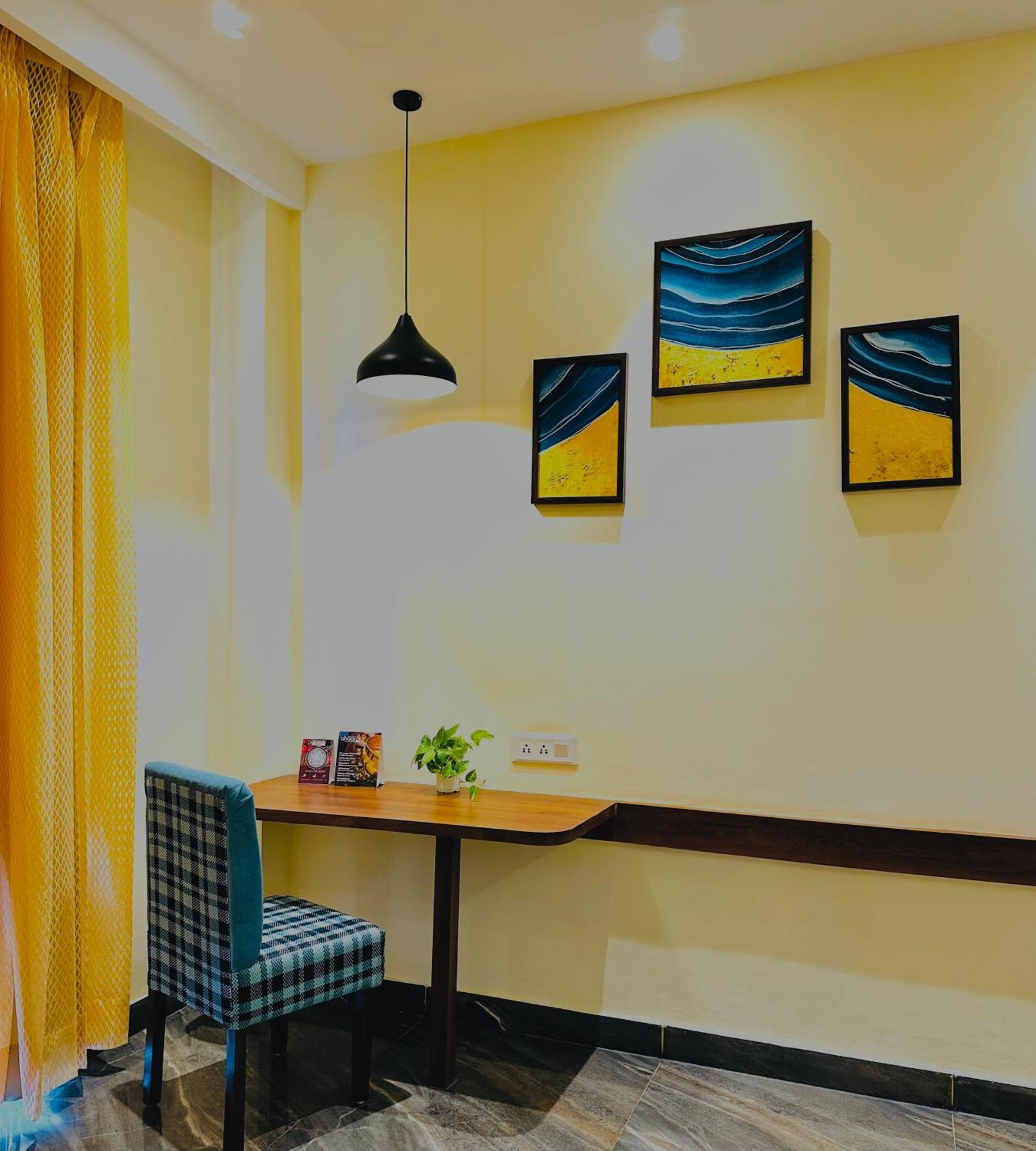 Aachman River And Valley View Resort Dharamshala - A Riverside Resort With Balcony View Exterior photo